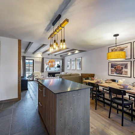 Moderne Avec Parking Et Wifi, A Proximite Des Pistes Et Commerces - Fr-1-566-20 *